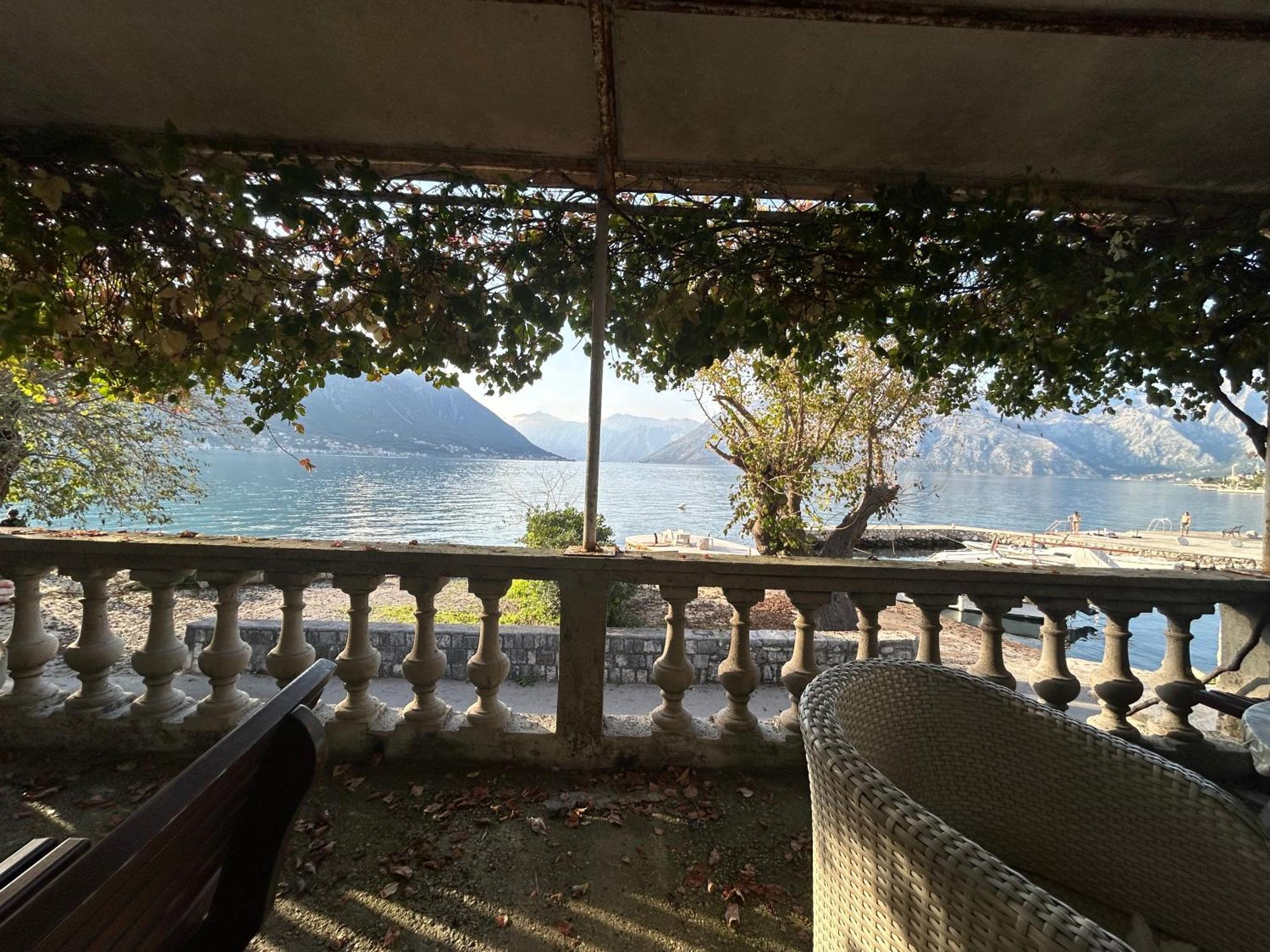 Apartment Jovan2,On The Beach With Free Wi-Fi Κότορ Εξωτερικό φωτογραφία